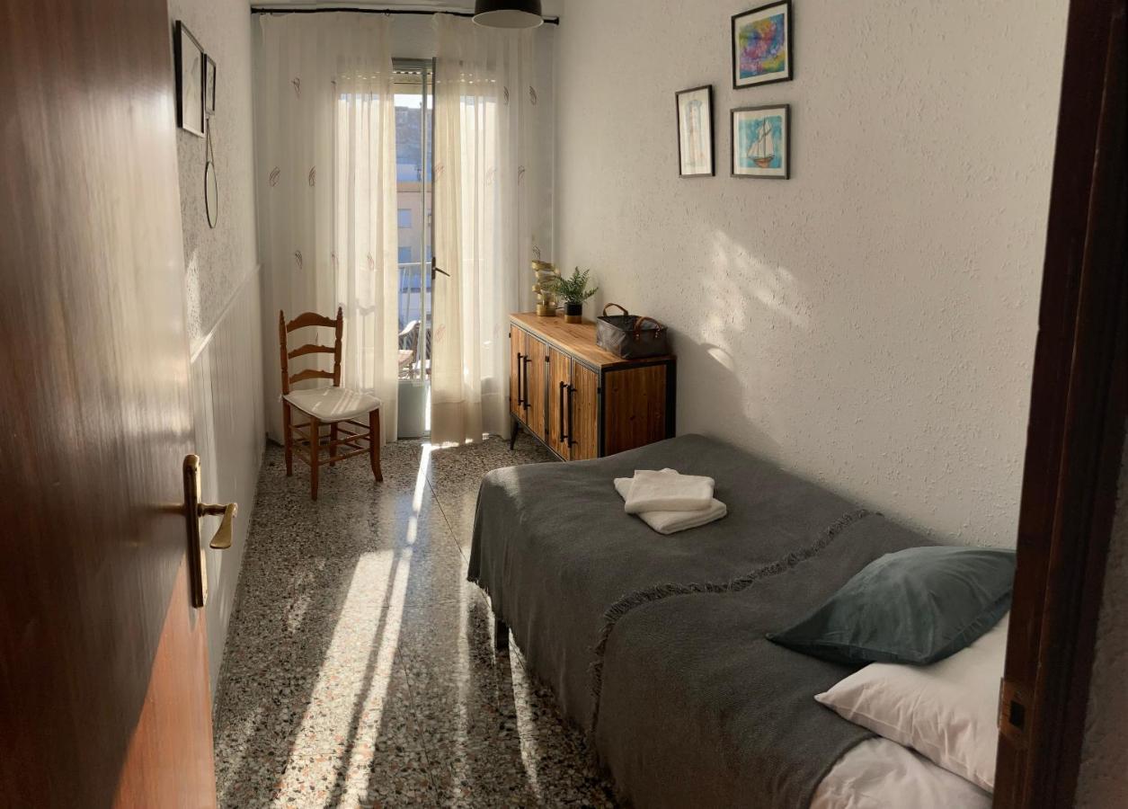 Apartamento Tres Soles Solo Familias กันดิอา ภายนอก รูปภาพ