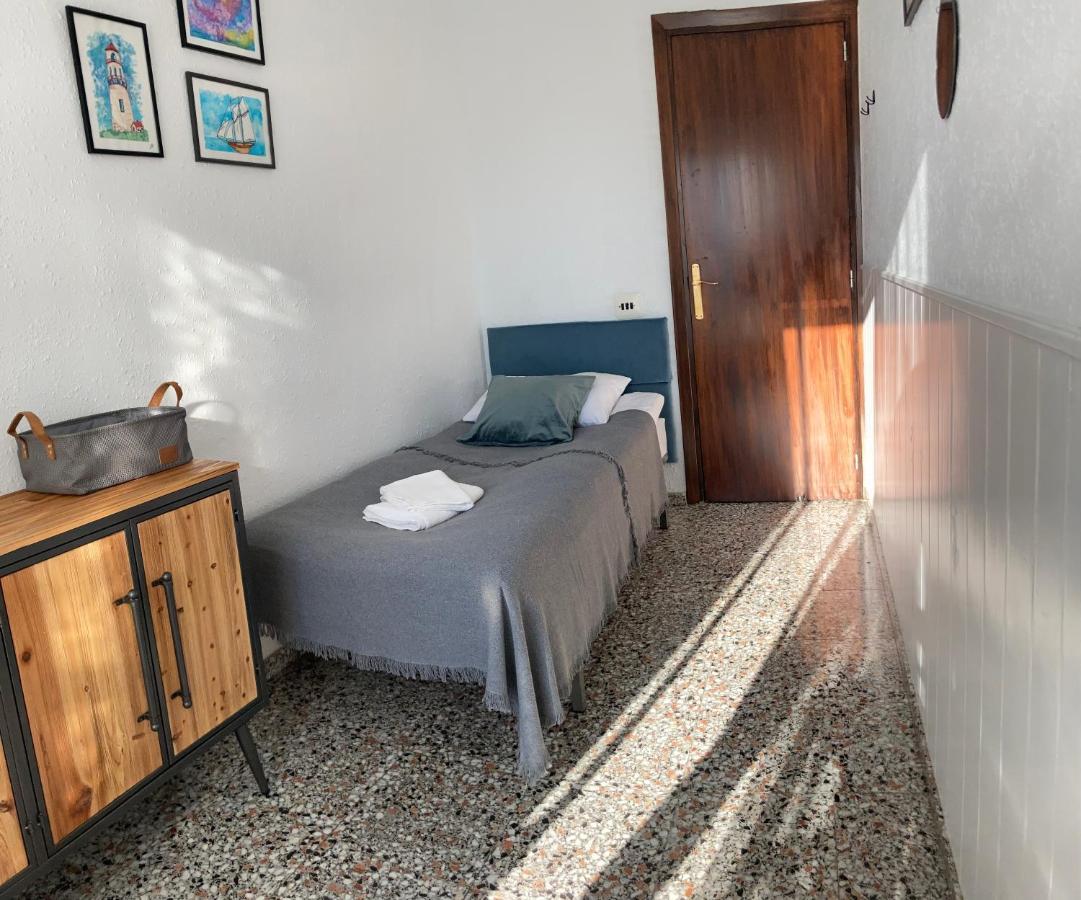 Apartamento Tres Soles Solo Familias กันดิอา ภายนอก รูปภาพ